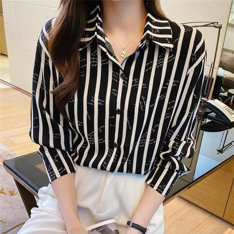 Camisa com Estampa de Risca Manga Longa Office Lady