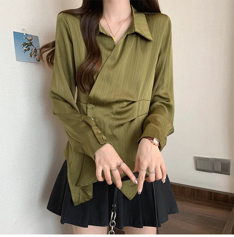 Camisa com Design Irregular na Cintura