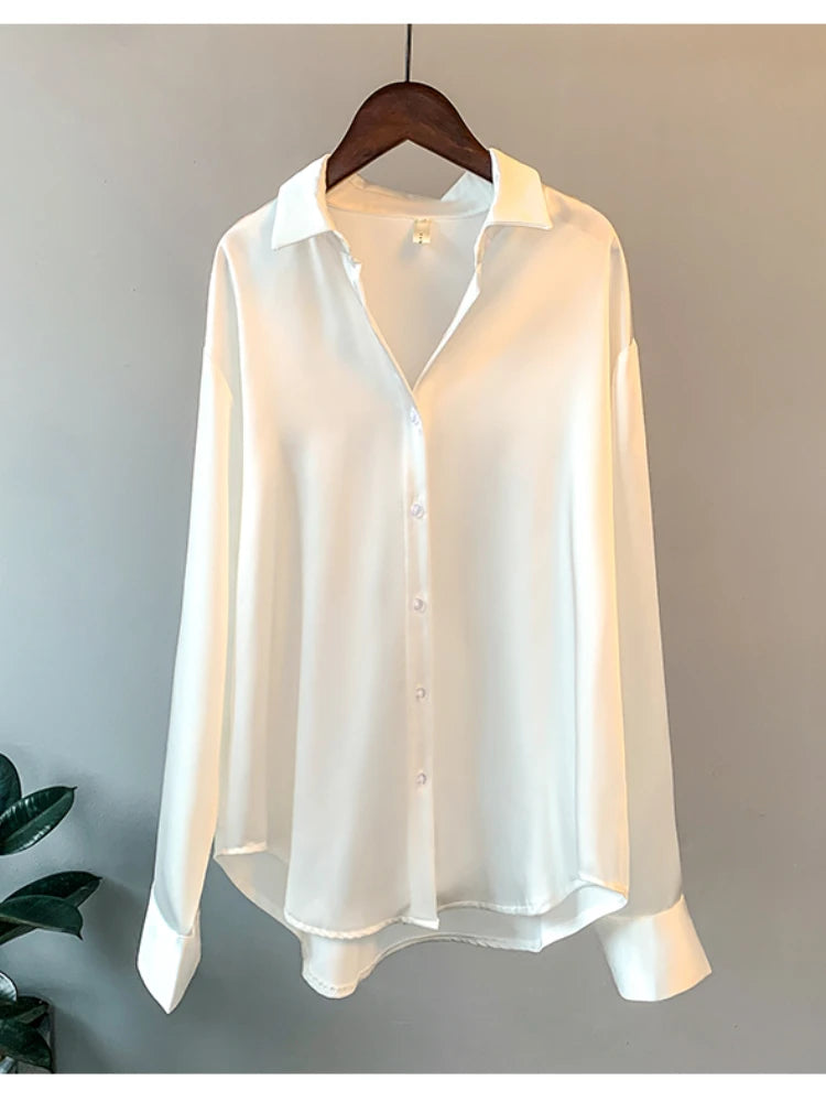 Camisa Feminina Manga Longa em Cetim